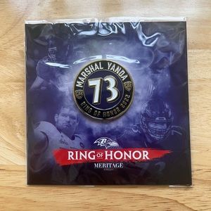 Baltimore RAVENS Marshal Yanda Ring of Honor Pin